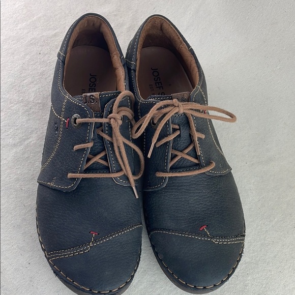 Josef Seibel European Sneaker Size 8.5 (39) - Picture 2 of 12